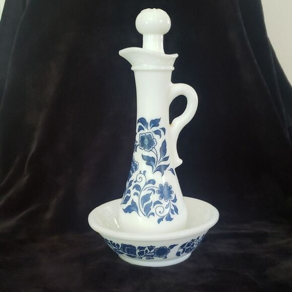 Vintage 1972 Avon Delft Blue Milk Glass Cruet With Bowl - Floral Design - Picture 1 of 7